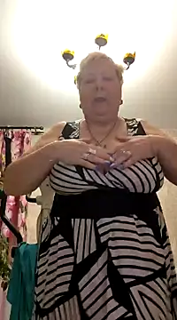 [18 Jan 17:48] Spy Show - video by EffectFiona cam model