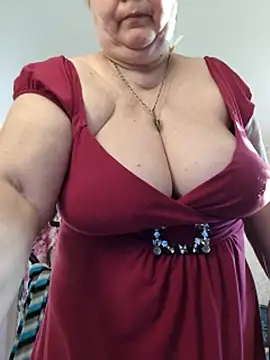 [22 Oct 08:29] Spy Show - video by EffectFiona cam model