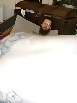 Riding Ben - video by Lina_Squirts cam model