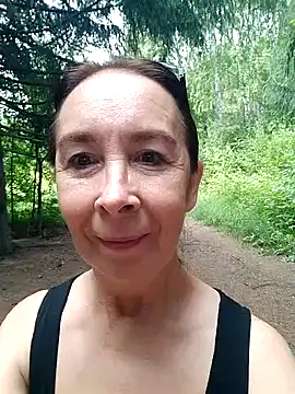 Beautiful place in a forest park🌳🌲🌲🌲– Celine_Faer1 kameramodell videója