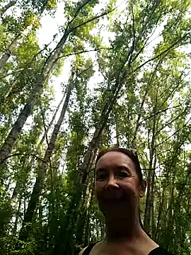 Forest walk  ☀️🌲🌳Public Show– Celine_Faer1 kameramodell videója