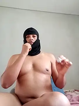 [8 Oct 13:48] Public Show - video by Gdlgayclouds cam model