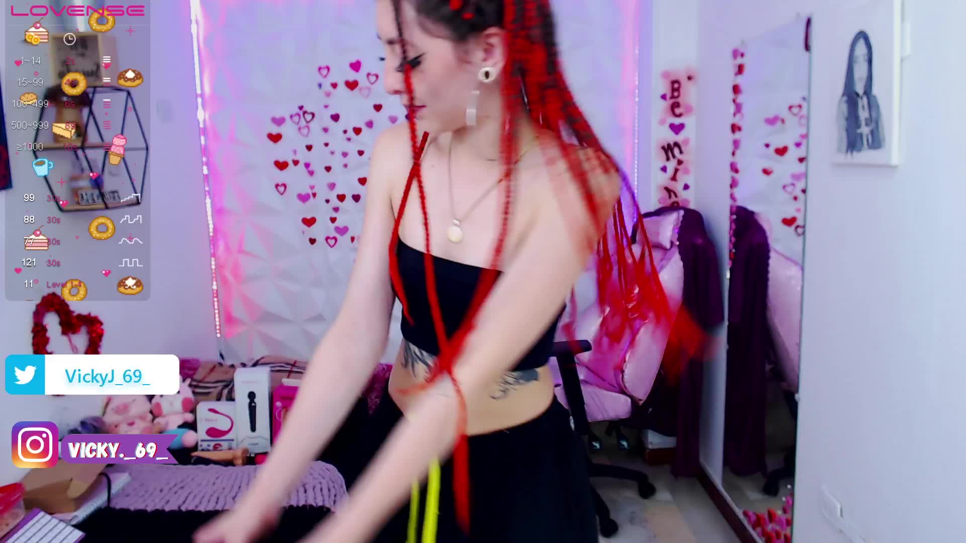 a little fun ♥ - vidéo du modèle de showcams VickyJackson_