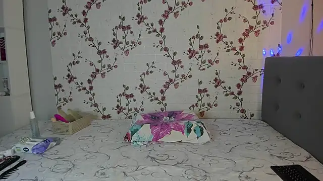 [24 Aug 15:56] Private Show - video by Alisagold90 cam model