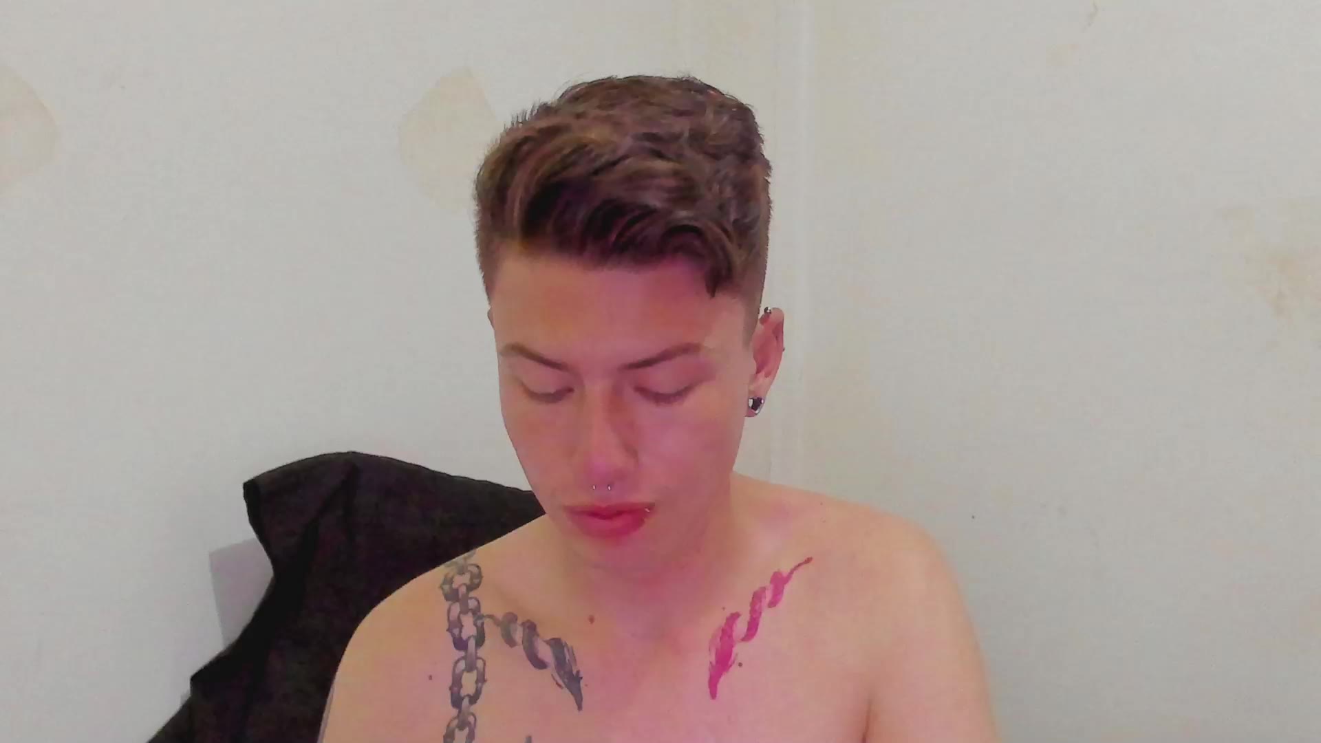 Cum on condom - Green_acid01 adlı kamera modelinin videosu