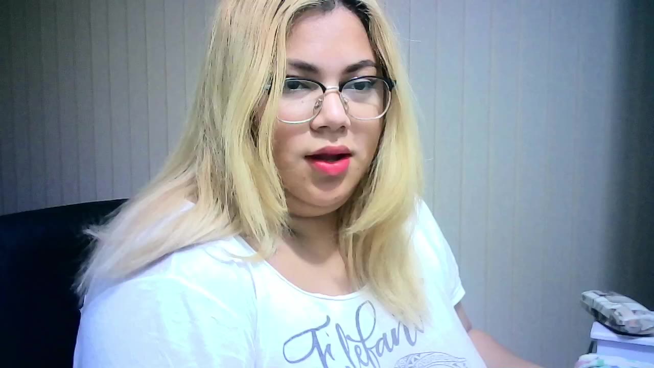 u want see wet pussy and squirt?  look this - Vídeo de girl_milk2, modelo de vídeos