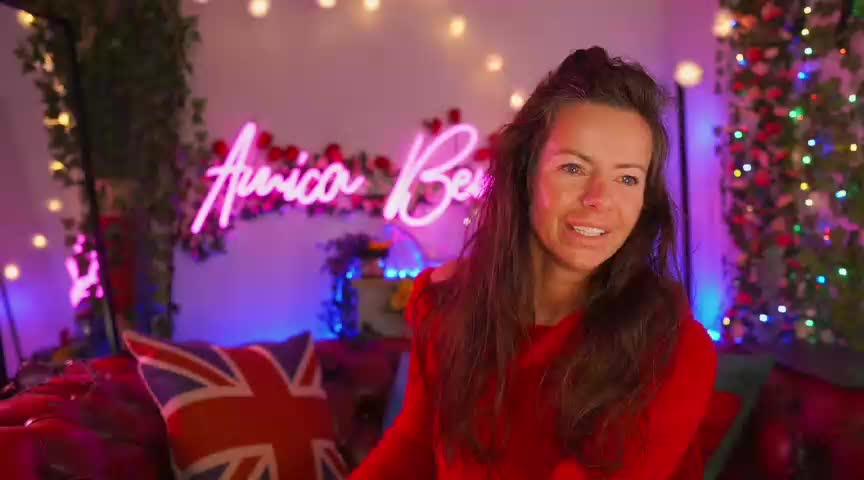 AmicaBentley's XXX Videos & Recorded Live Shows | xHamsterLive