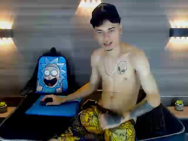 [10 Jun 15:43] Private Show cum - video by cristopher_maclean cam model