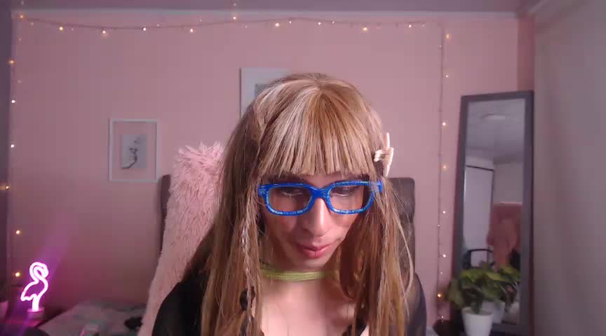 bouhsds dias - video by Cutesweeetkrystallts cam model