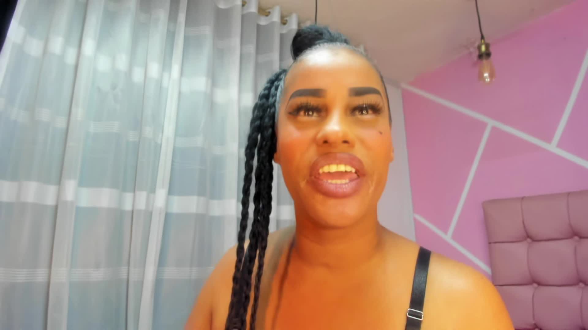 Show for you - video van pamela_guzmaan cam-model