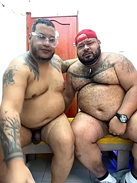 KISSES AND FUCK GREGORY'S ASS - video by Bearspigdirty cam model