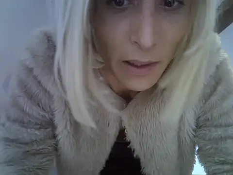 [4 Oct 12:19] Private Show - Video von VictoriaBigSecret Cam-Model