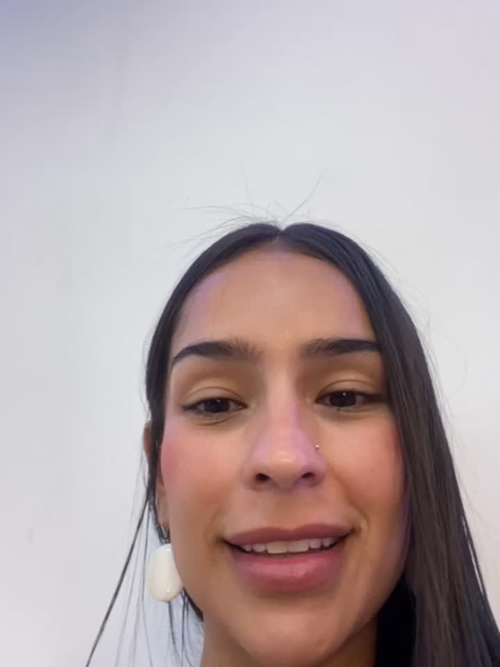 Play pussy with my domi mmm.... - video by Mau_White cam model