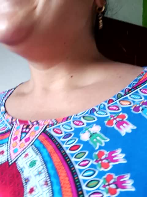 SALUDOA A MIS FANS !! - βίντεο μοντέλου AlyDenalioficial