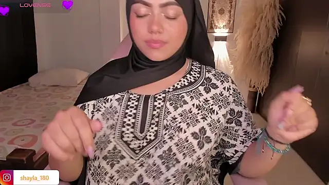 pussy and ass play at the same time