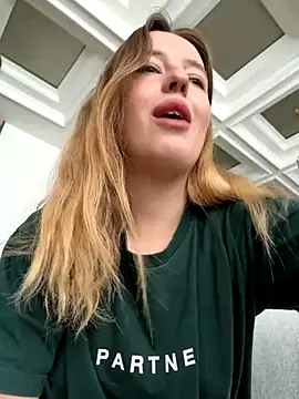 PVT, LICK ASSHOLES/ DOGGY/KISSING - Nura_n_Sarah 캠 모델의 동영상