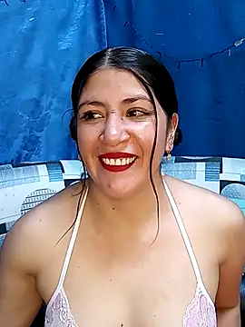 Burbujas de saliva caliente ♨️♨️ - vídeo de la modelo de cam shinobu_kocho_11