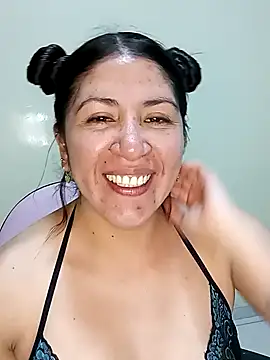 deepthroat with saliva and delicious bubbles - vídeo de la modelo de cam shinobu_kocho_11