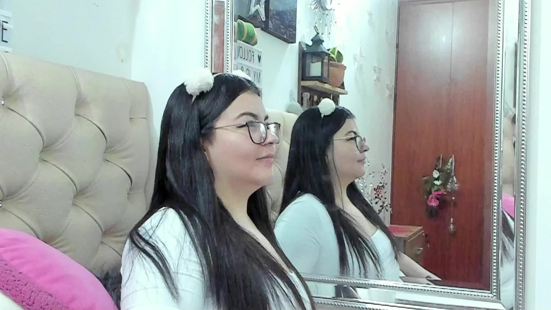 [21 May 11:31] Private Show - vidéo du modèle de showcams AnaRedgrave_