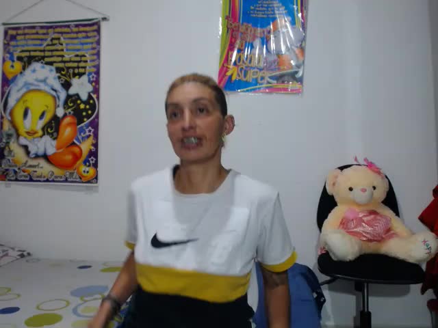 Tasting my panty while I masturvy - video by anyu1306 cam model