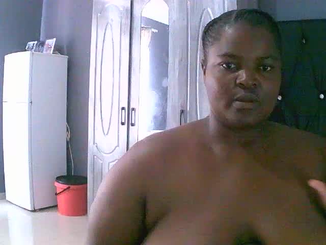 [14 Feb 13:44] Private Show - video van ChubbyLucia cam-model