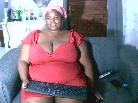 [5 May 01:51] Private Show - video van ChubbyLucia cam-model