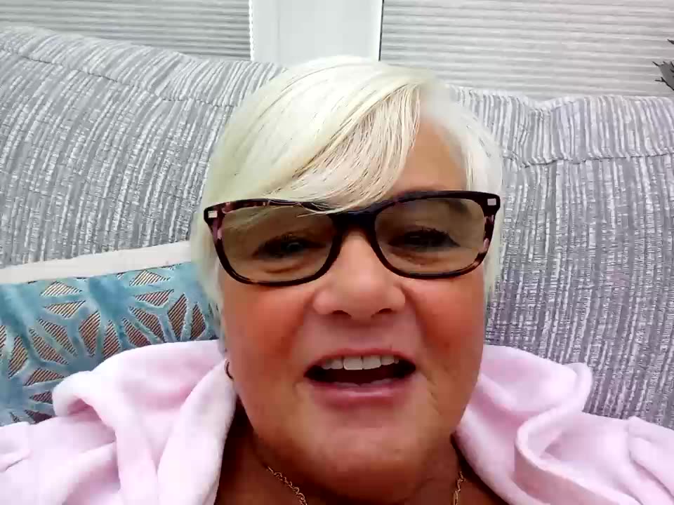 Ahhhh  you greedy fucker !! - βίντεο μοντέλου suesinner