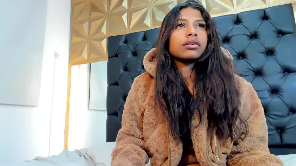 riding the dick - video by irenedaimond cam model