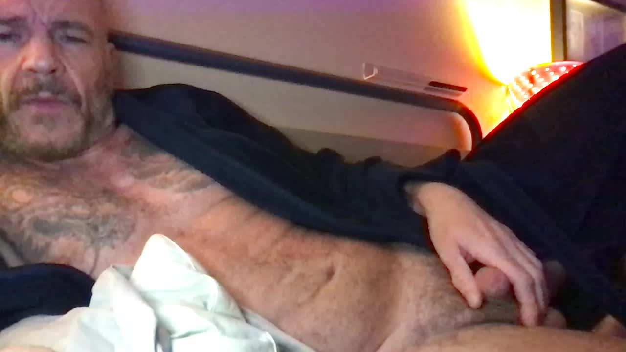 [16 Nov 01:35] Private Show - video by McPherson72 cam model